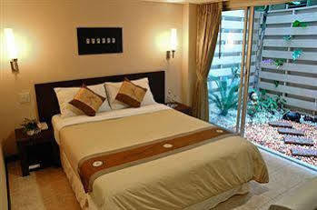 The Twelve Hotel