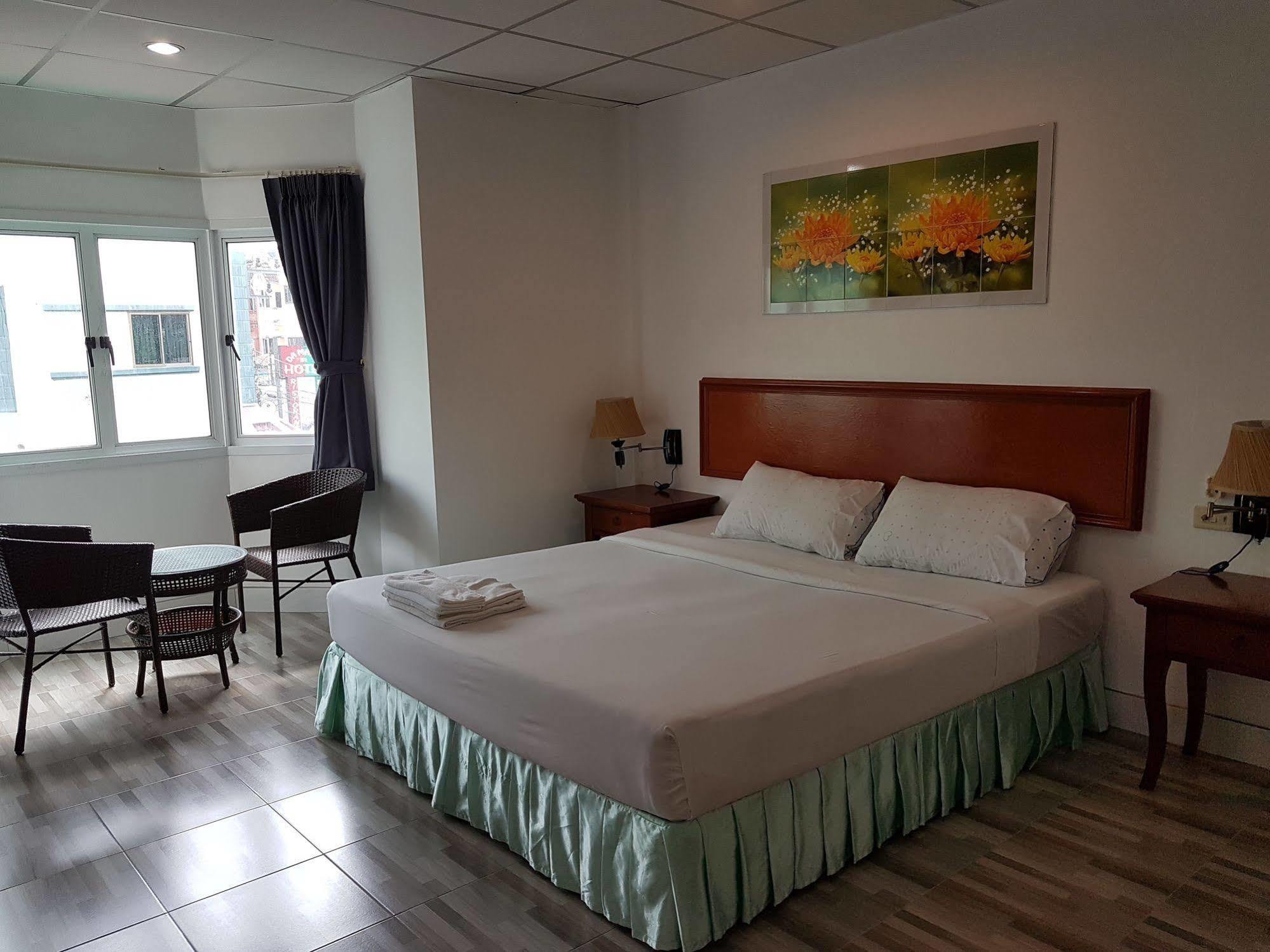 Welcome @ Karon Beach. Single From Only 500 Baht