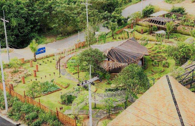 Hotel Anana Ecological