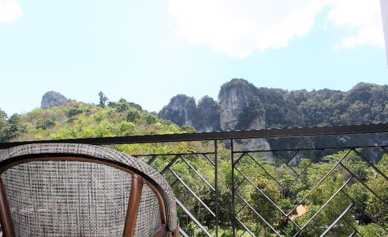Hotel Anana Ecological 5*