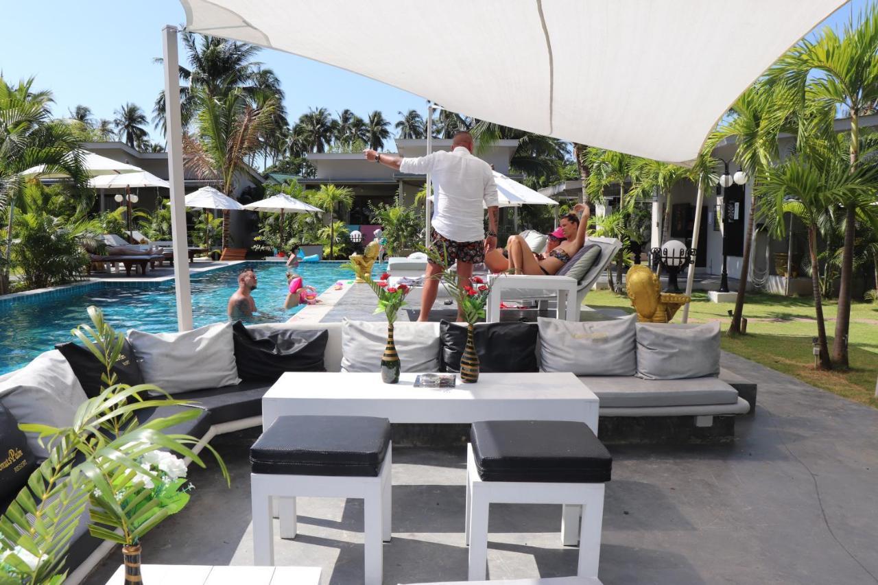 Coconutspalm Resort 4*