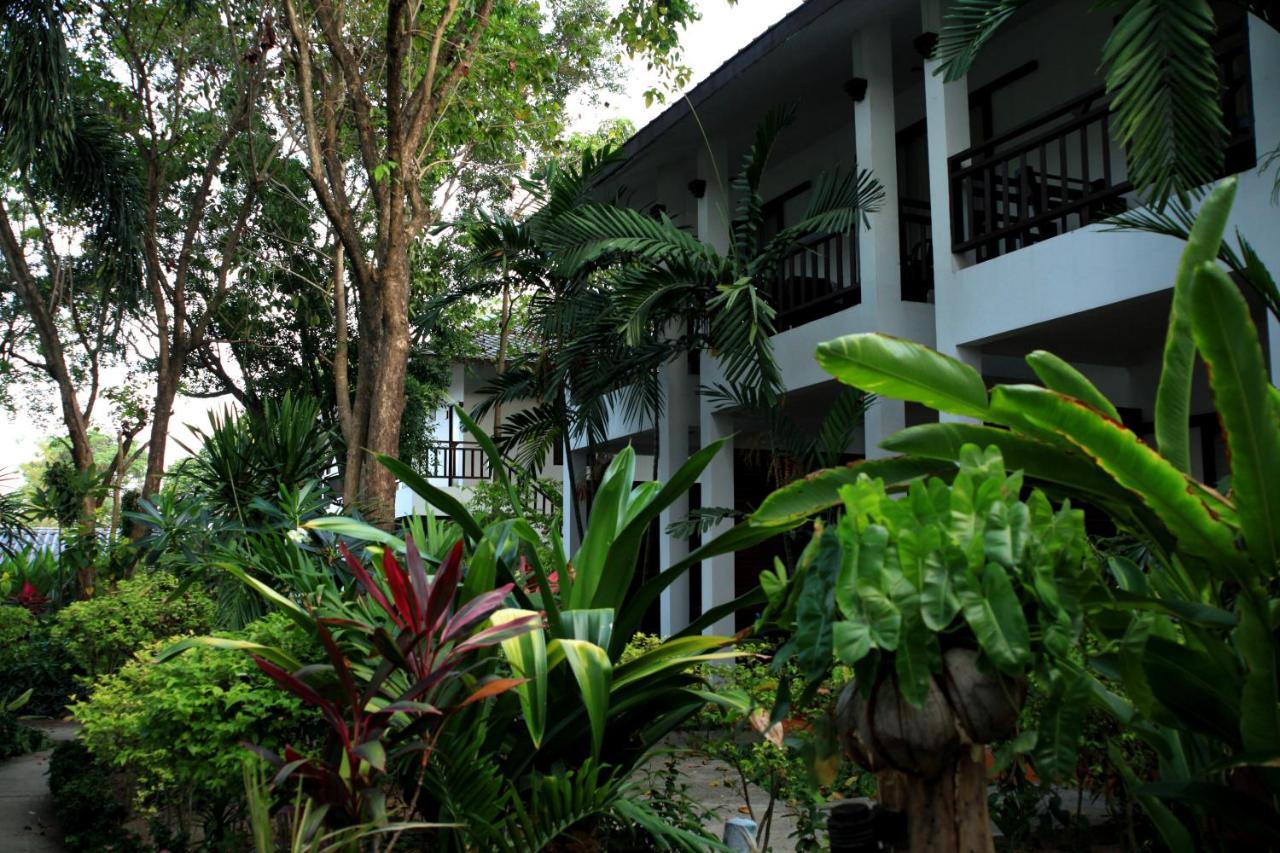 Resort The Hive 3*