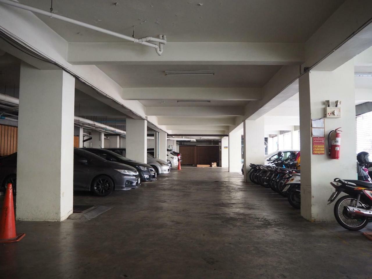 Hotel Golden Crown Grand 3*