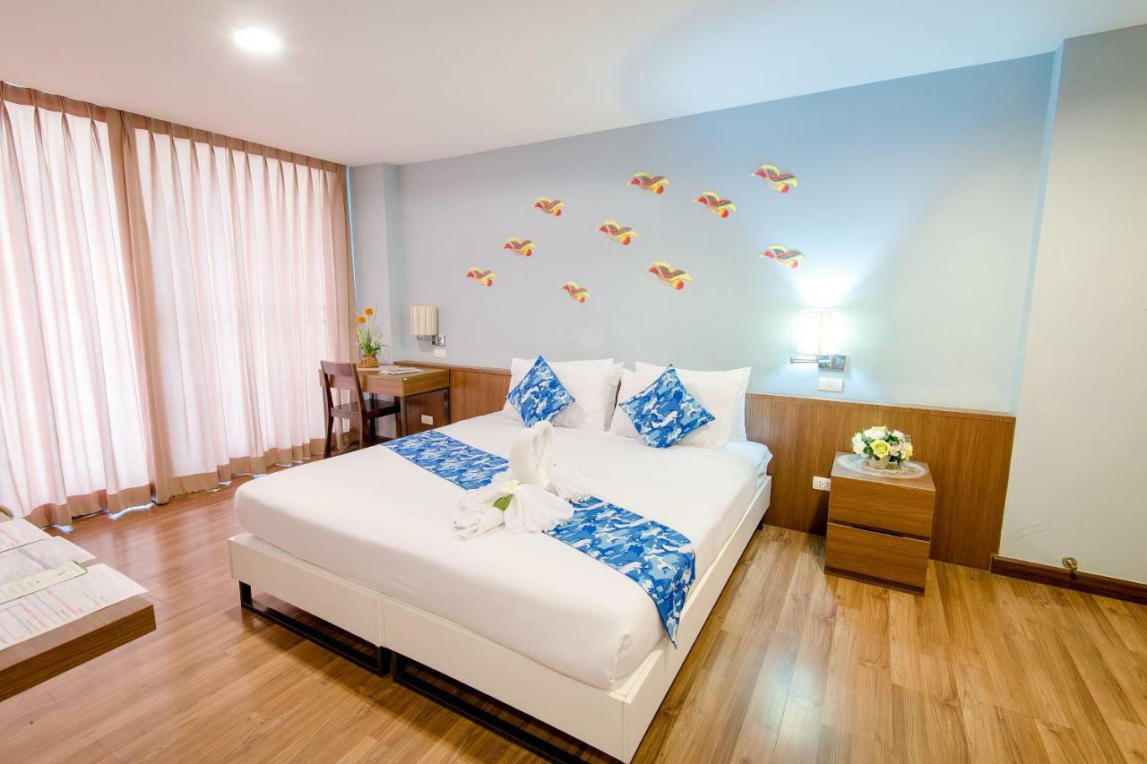 Ny And Hotel Bang Bo
