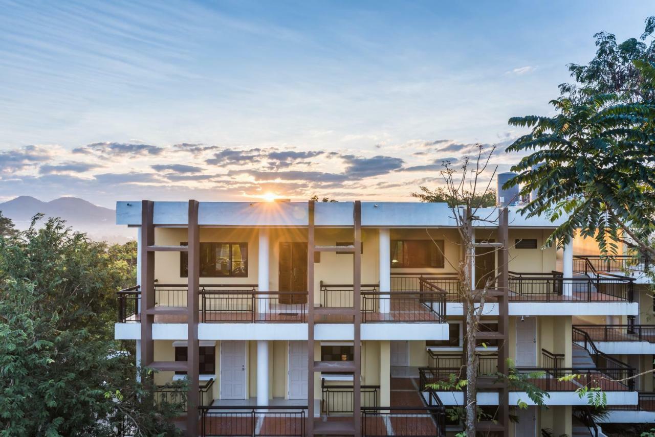 Chiangrai Hill Hotel 4*