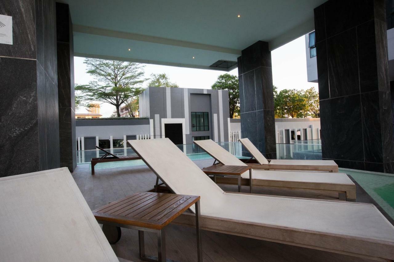The Base By Apartamento *