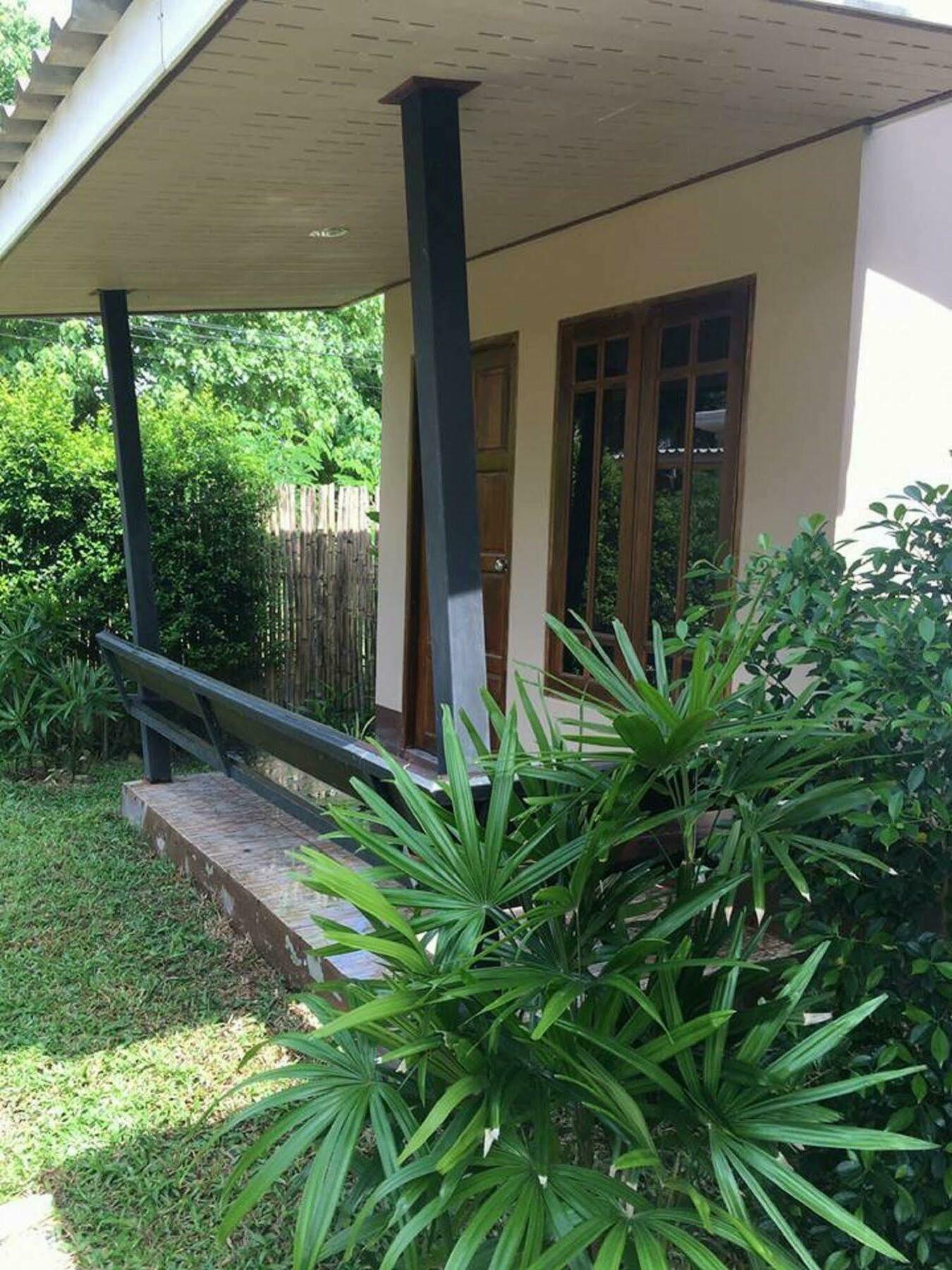 Guest house Klong Khong Garden 2*