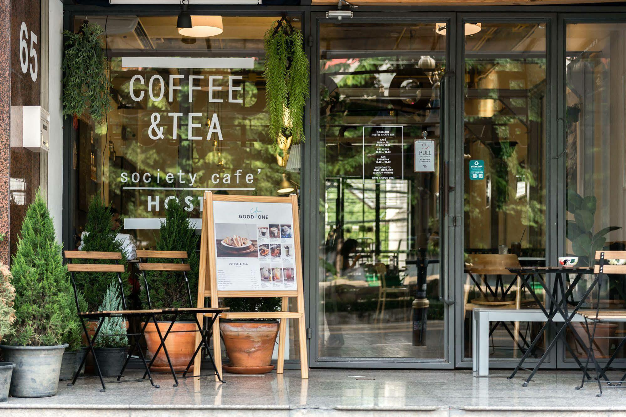 Albergue Good One Poshtel & Cafe Bar