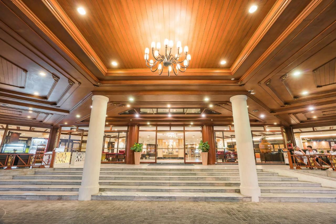 Mountain & Convention Center Pattaya