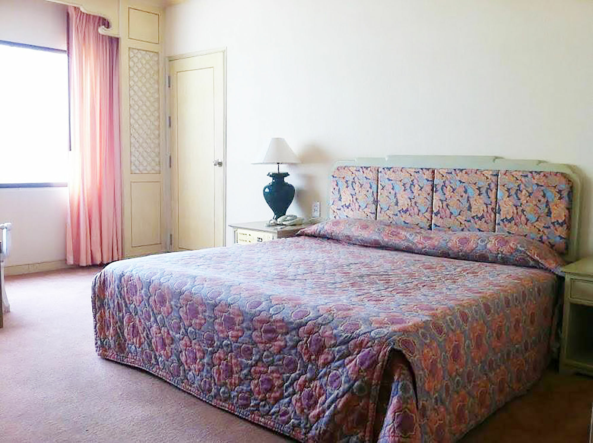 Hotel The Regency Hatyai 4*