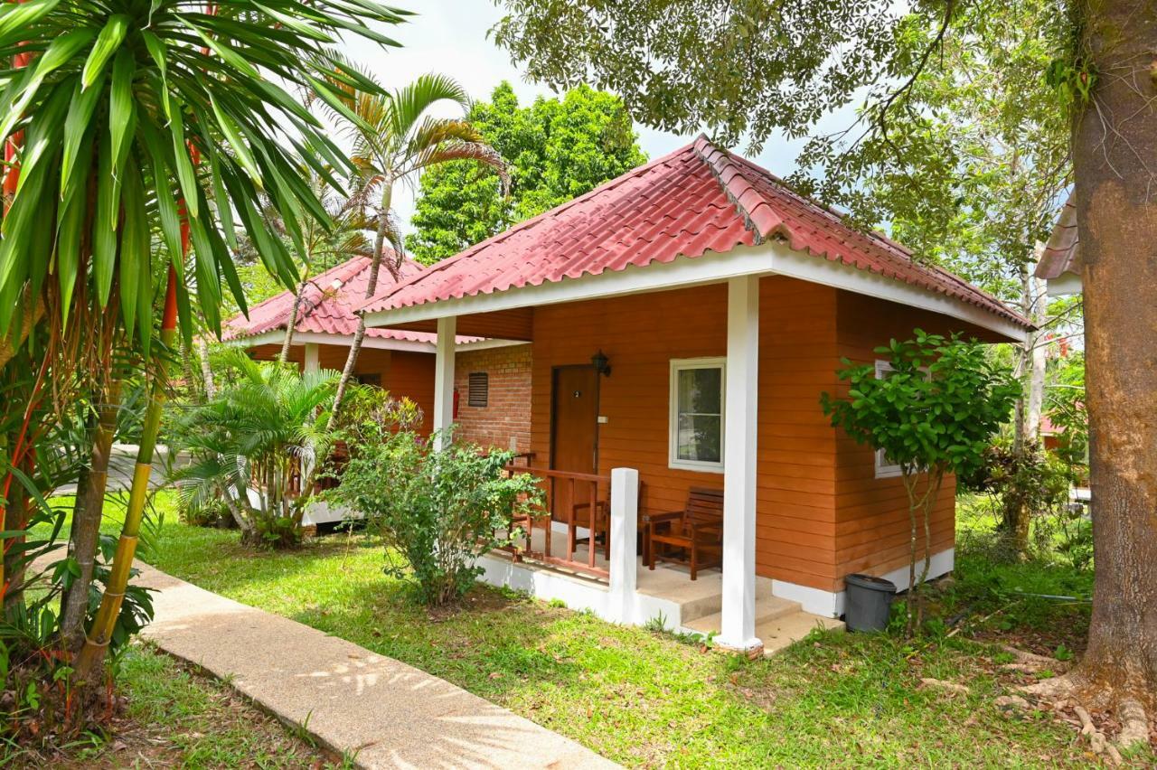 Resort Krathom Khaolak 3*
