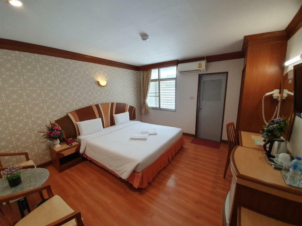 Hotel Sakol