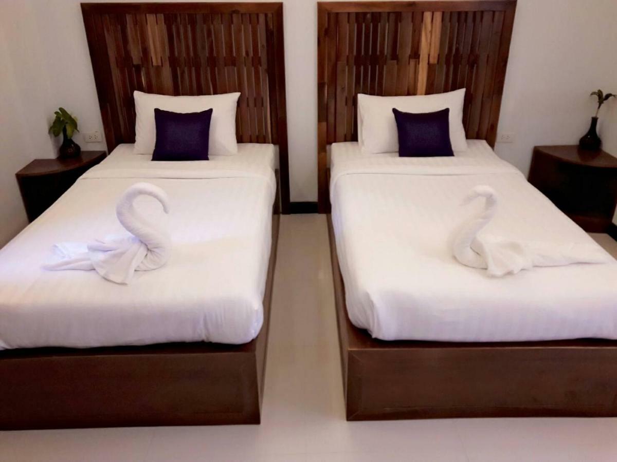 Billabong And Cafe Hotel 3*