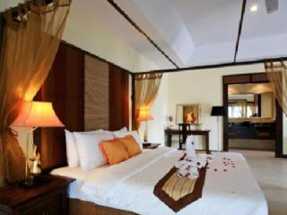 Resort Thai Thani Pool