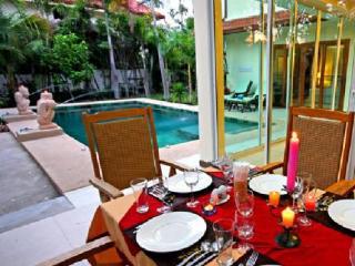 Thai Thani Pool