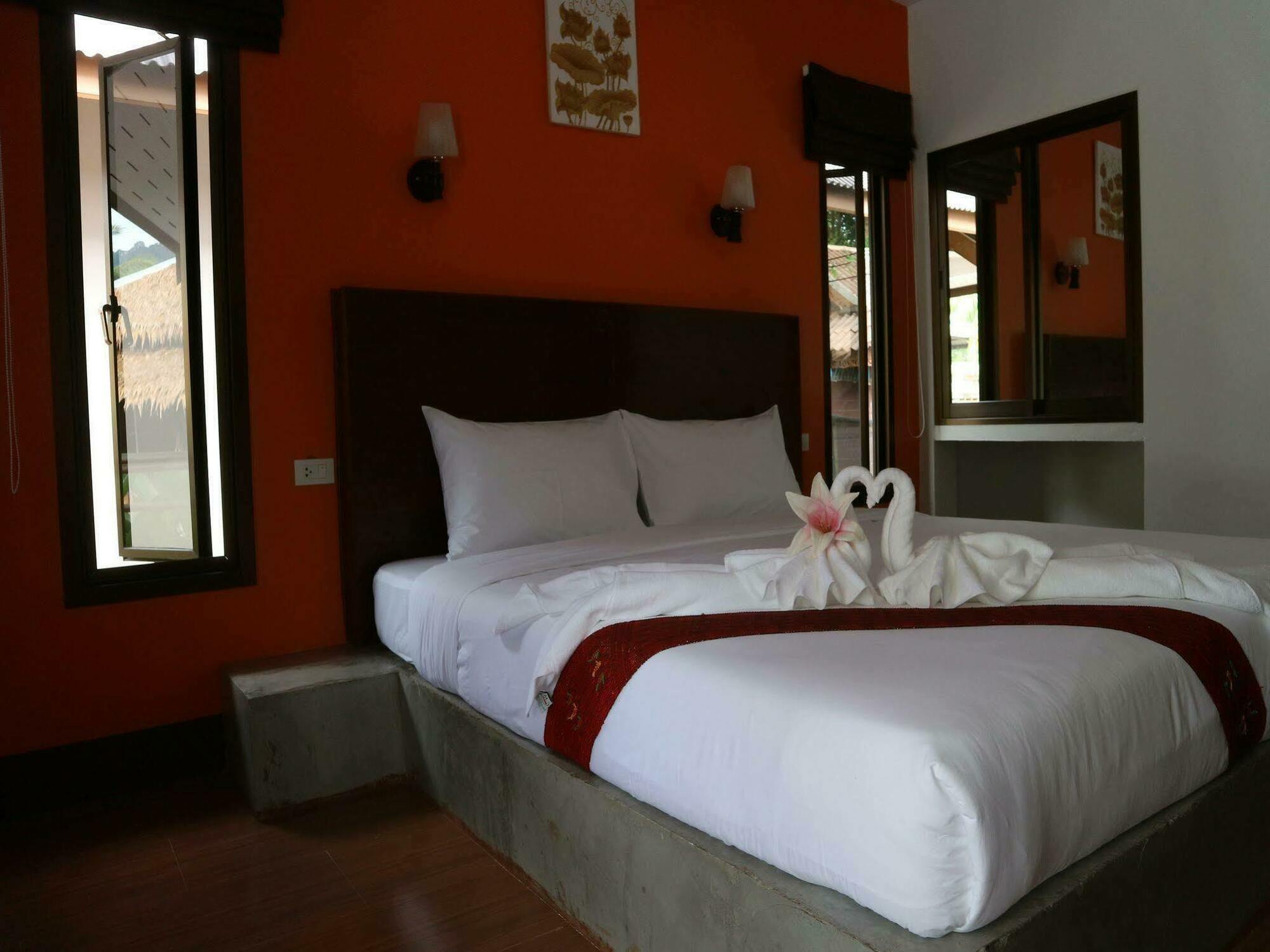 Hotel Lanta Smile @long Koh Lanta