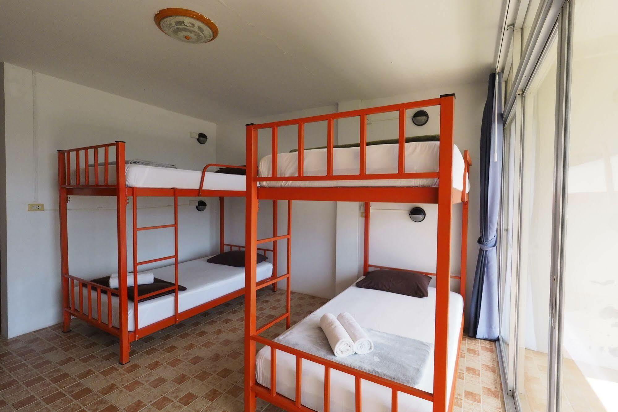 Fan Dee Hostel Koh Lanta