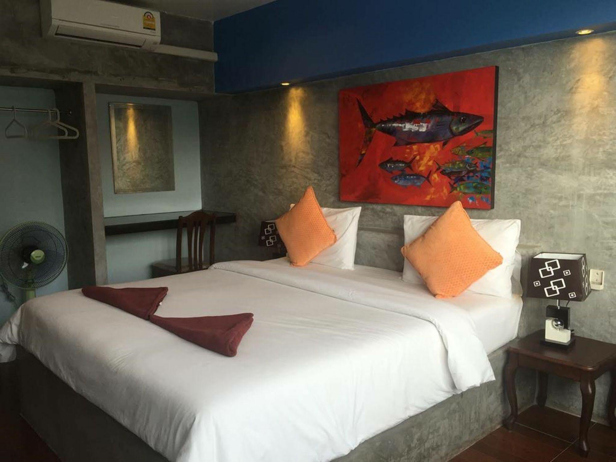 Hotel Bro&sis Place Koh Tao