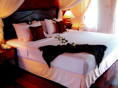 Golden Pine And 4* Chiang Rai