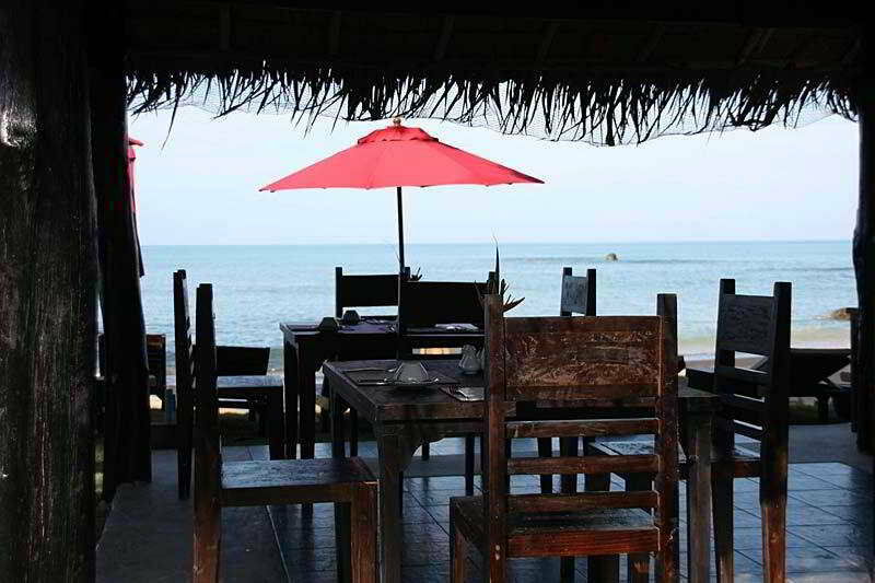 Ocean Breeze Khaolak