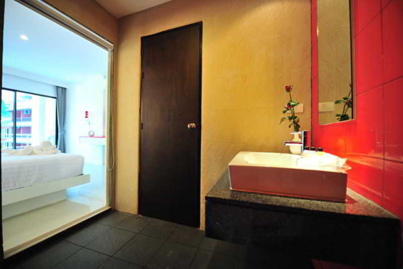 Alfresco Phuket 3*