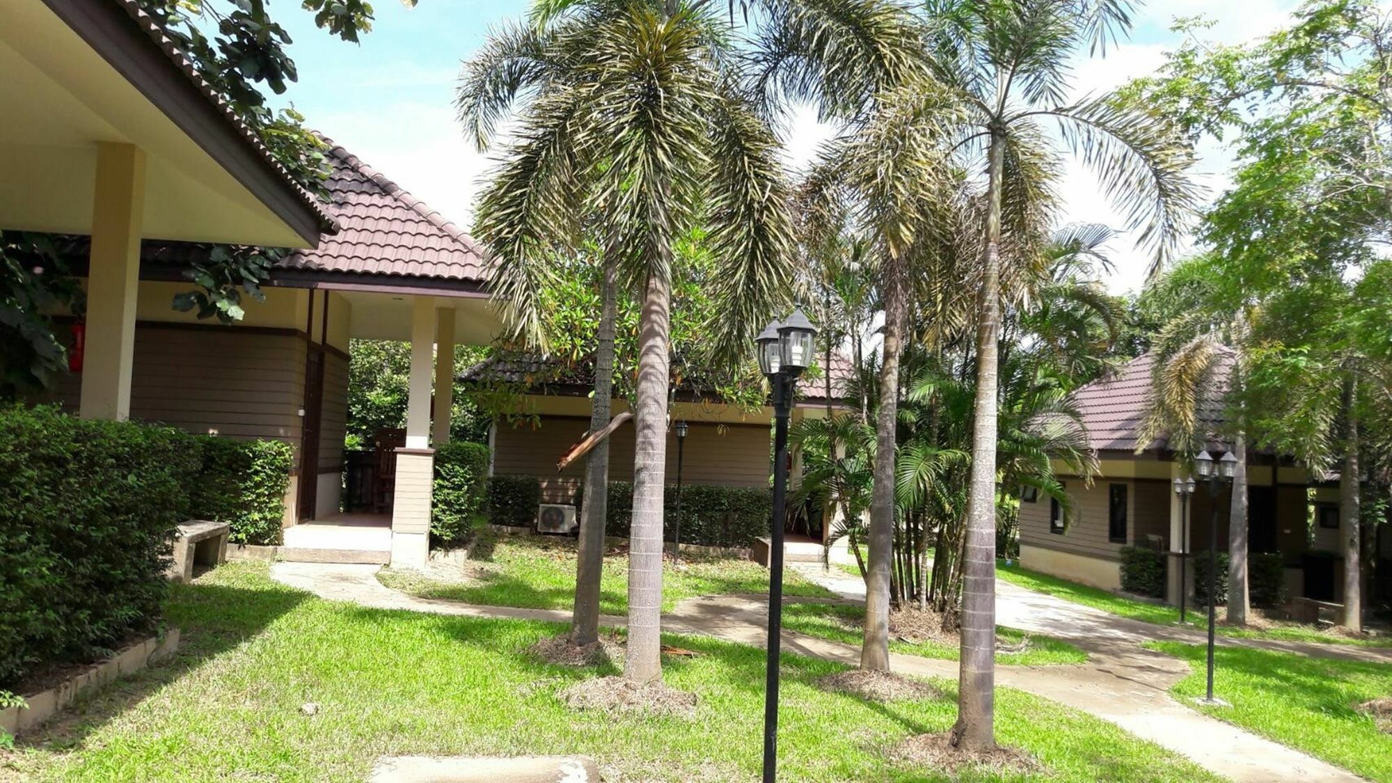 Hotel Koko Hut 3*