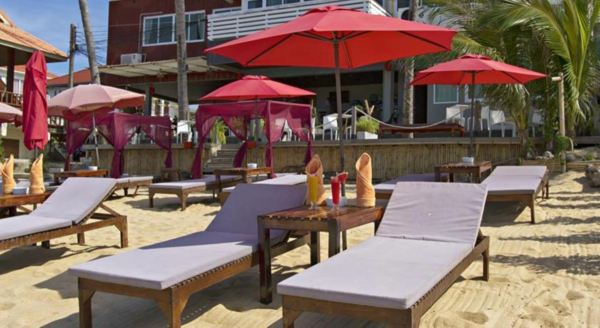 Saona Hotel