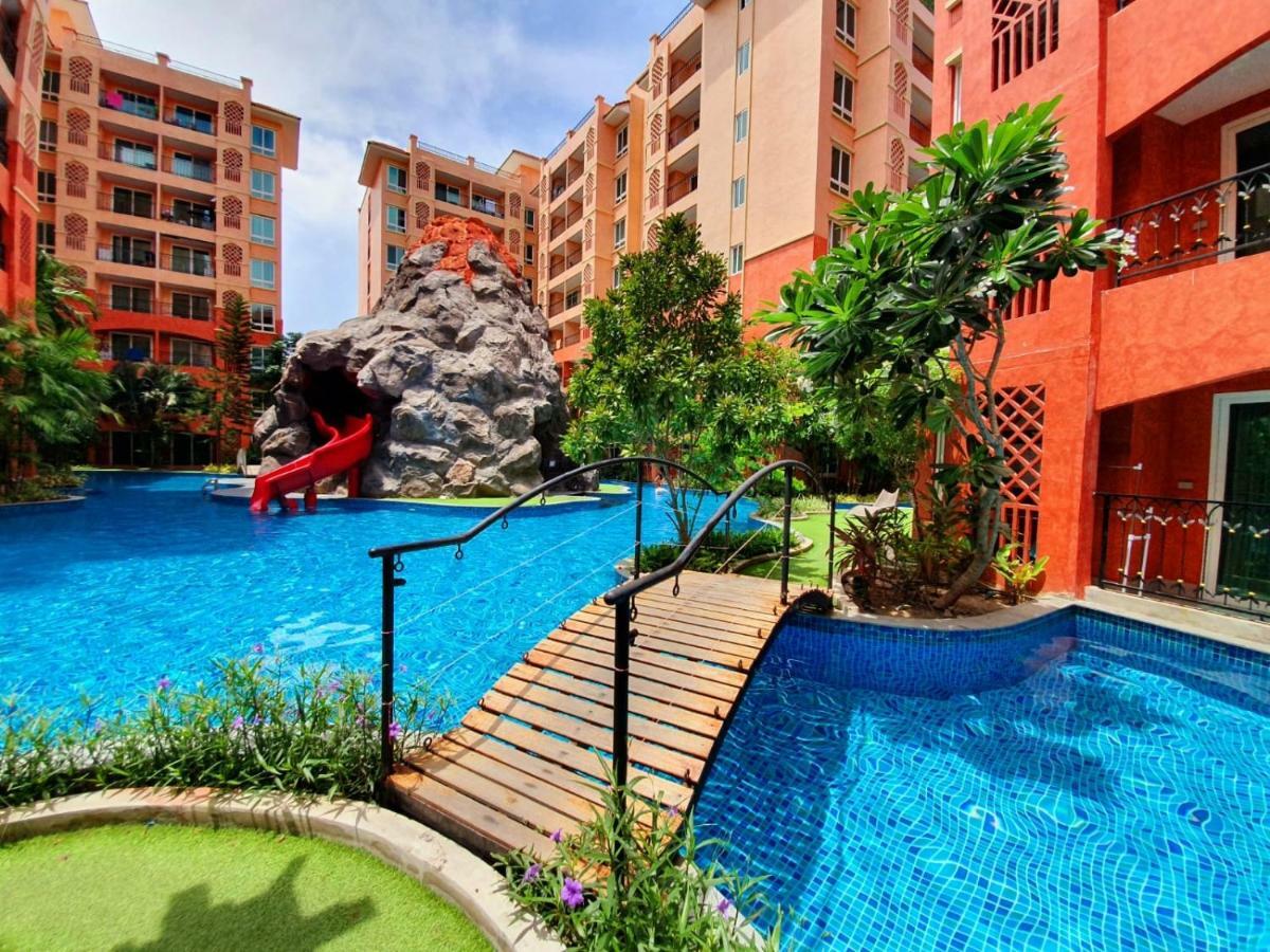 Apartment Seven Seas By Pavel Jomtien Beach
