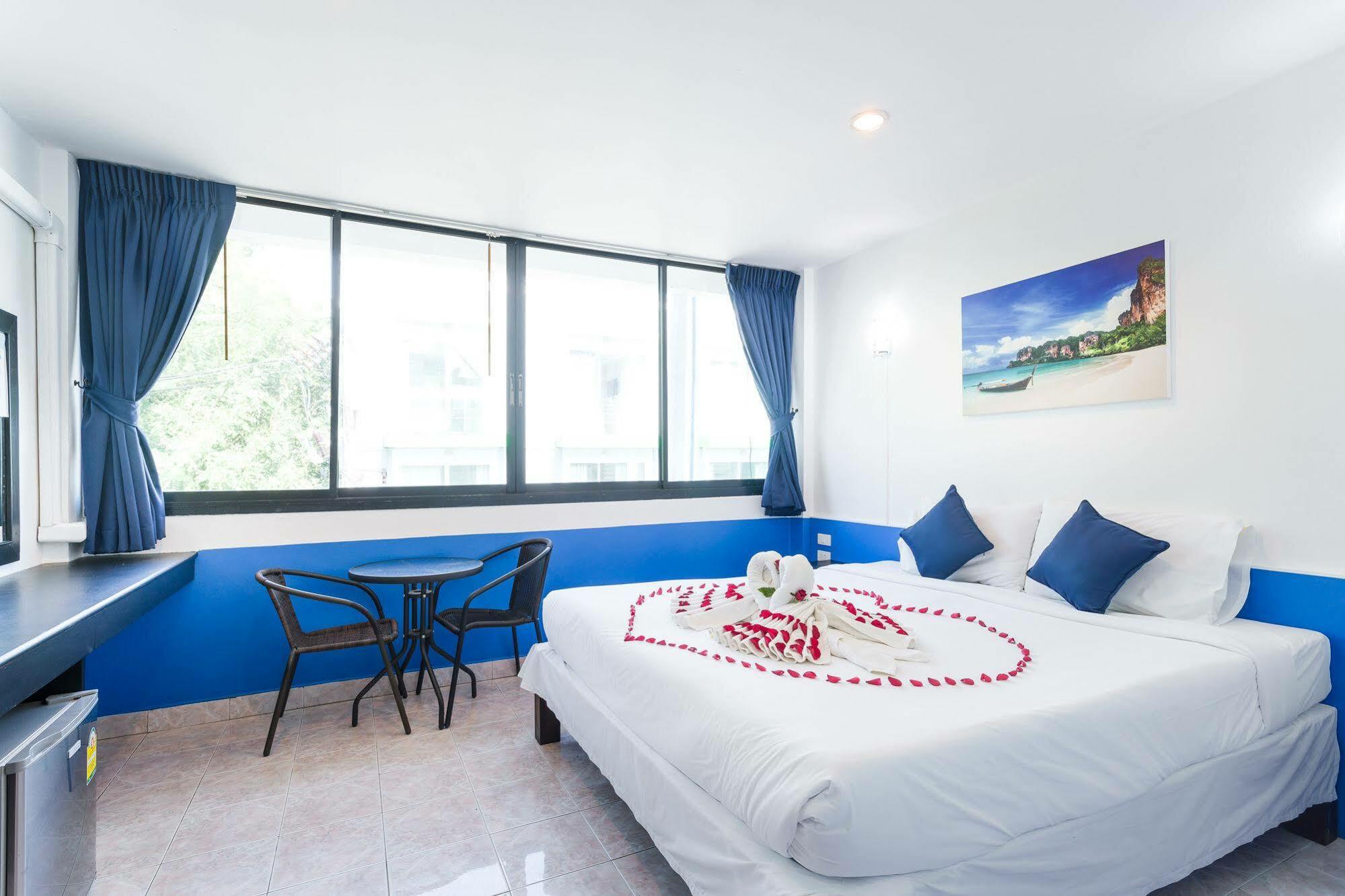 Hotel Chaweng Skybar 3*
