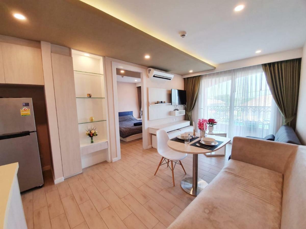 Seven Seas By Pavel Apartment