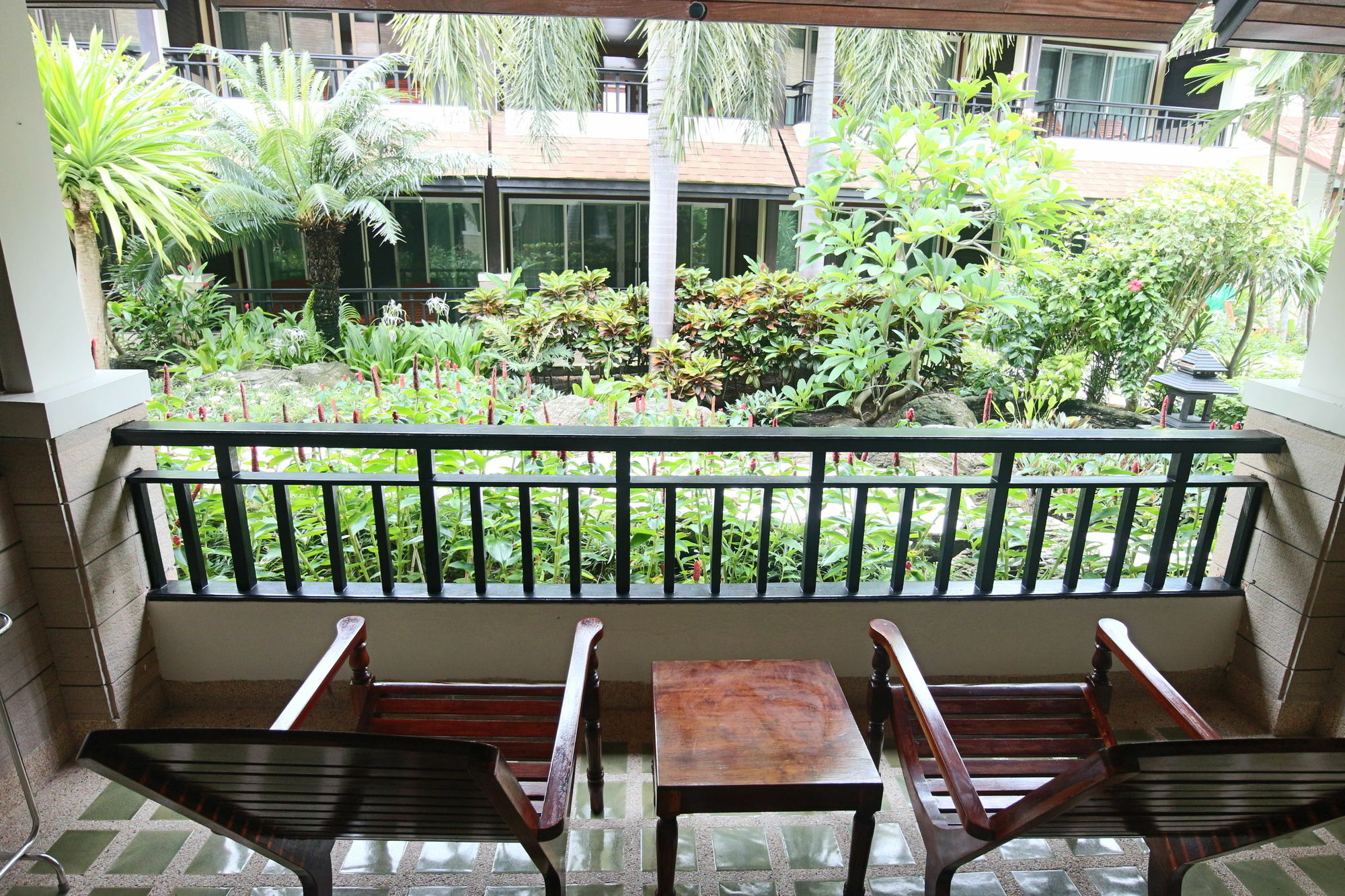 Banyan 3*