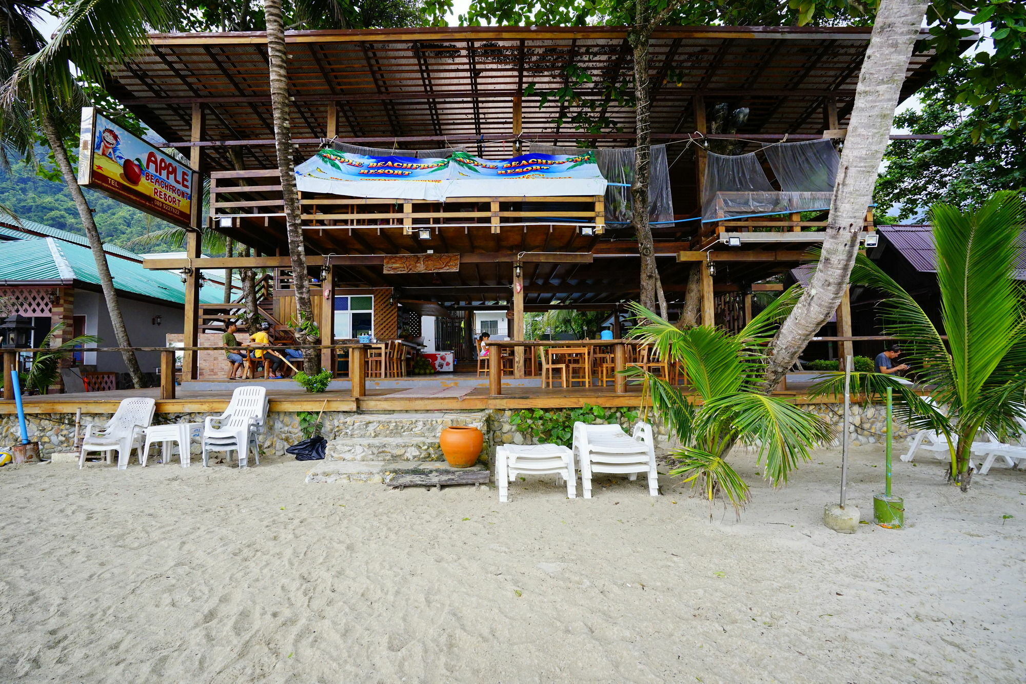 Apple Beachfront