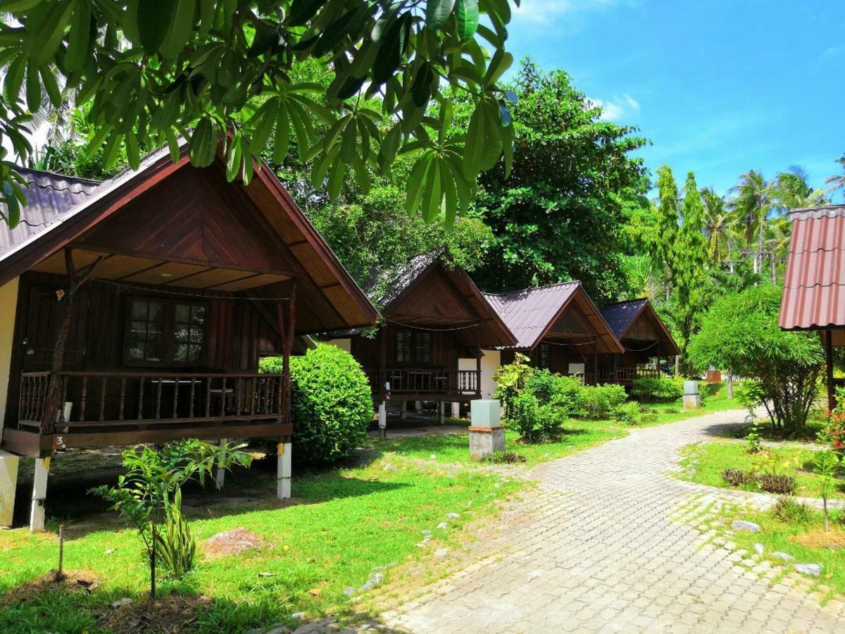 Seashell Coconut Village Hotel