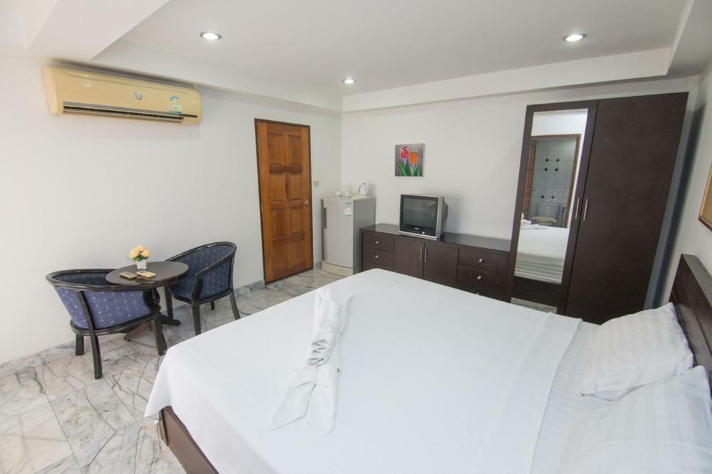 Golden Lion Guest house