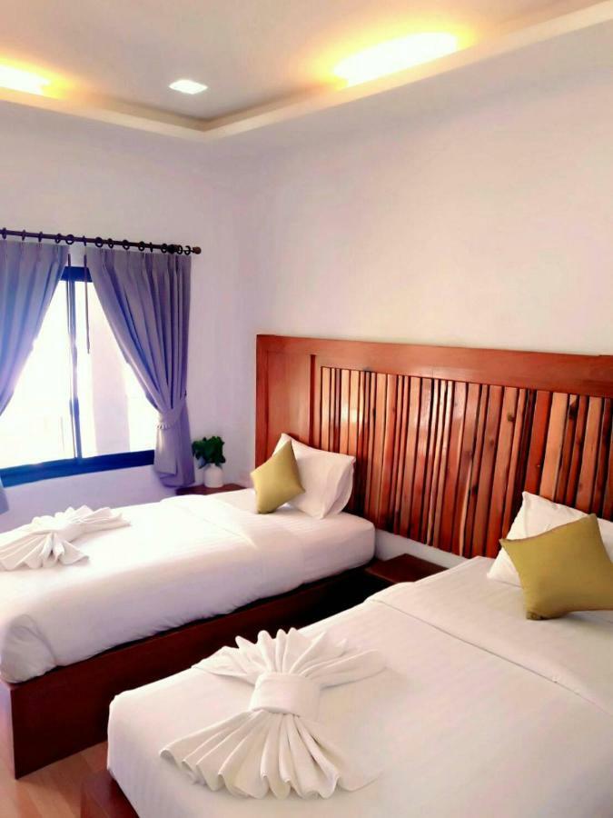 Billabong And Cafe Hotel