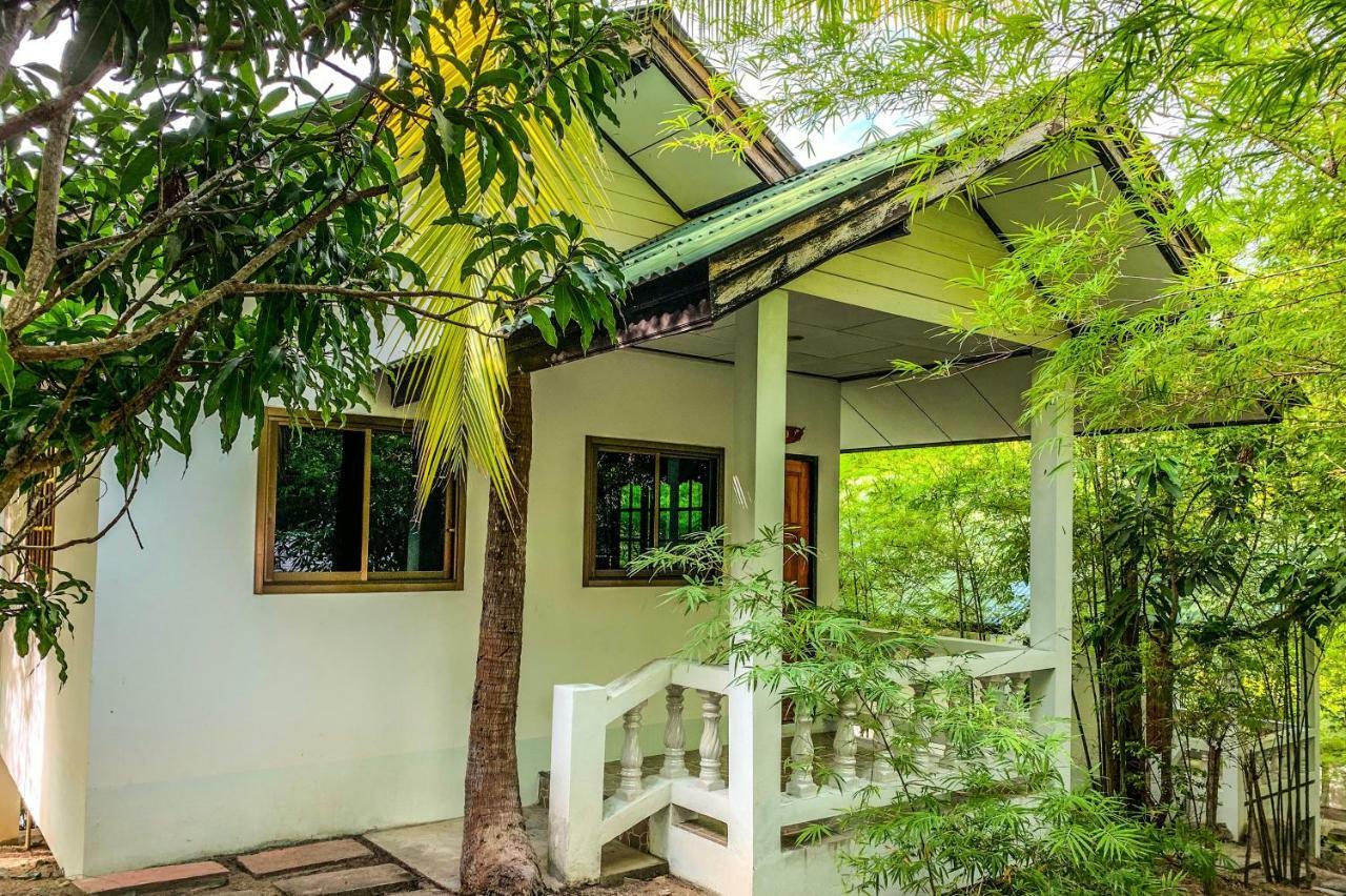 Resort Golden Hill Wok Tum