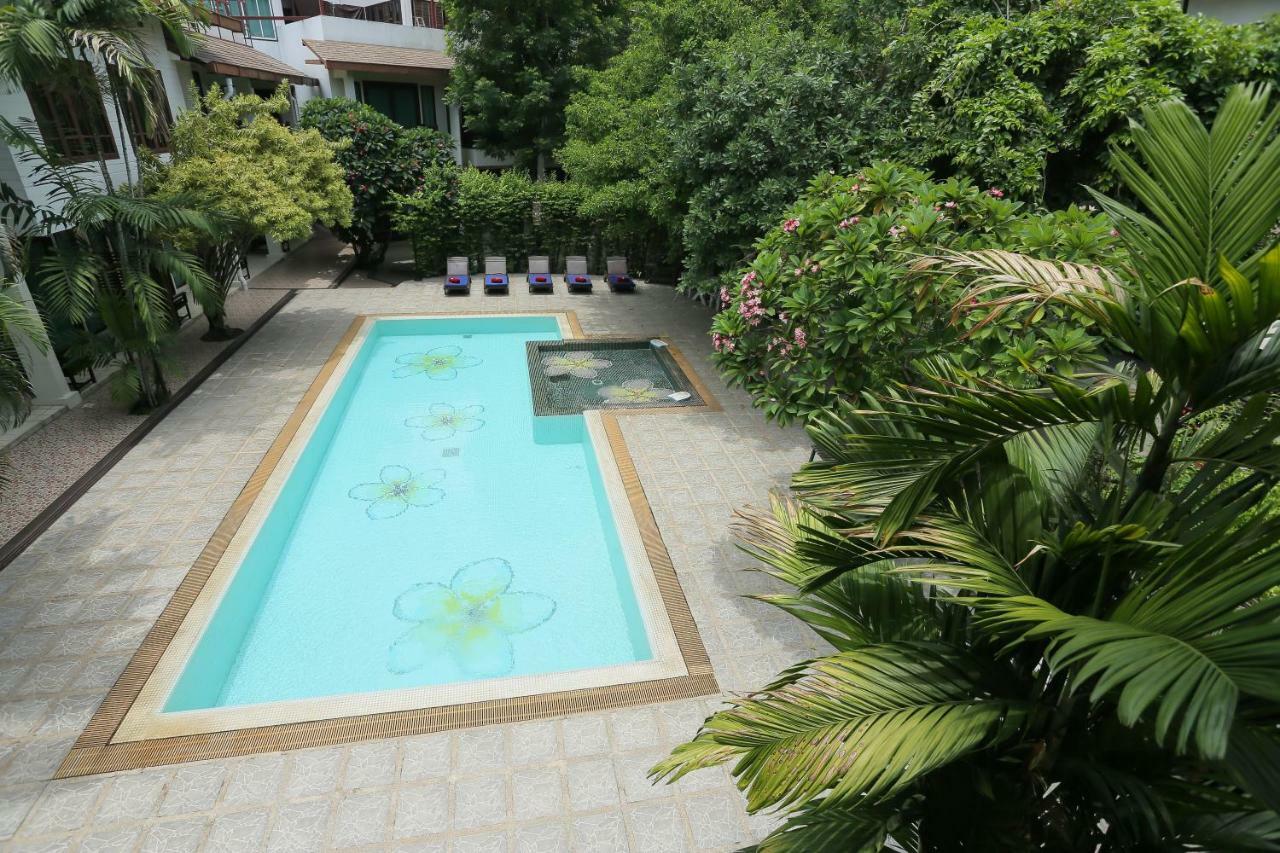 The Mantrini Hotel