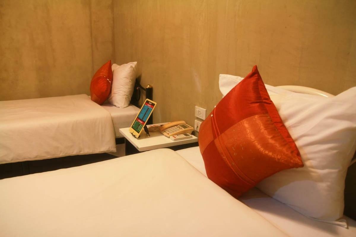 Sunsmile Hotel 3*