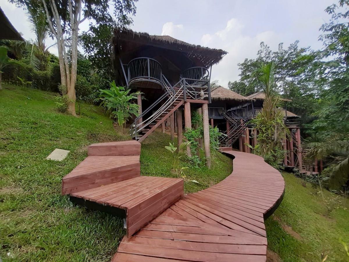 Khaosok Boutique Camps Resort 3*