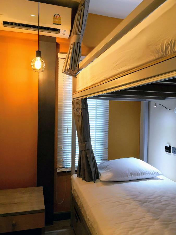 Hostel Asleep By Lantana *