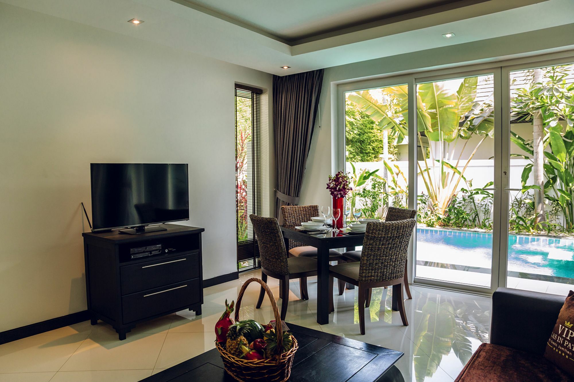 Villa Colibri Pool Pattaya