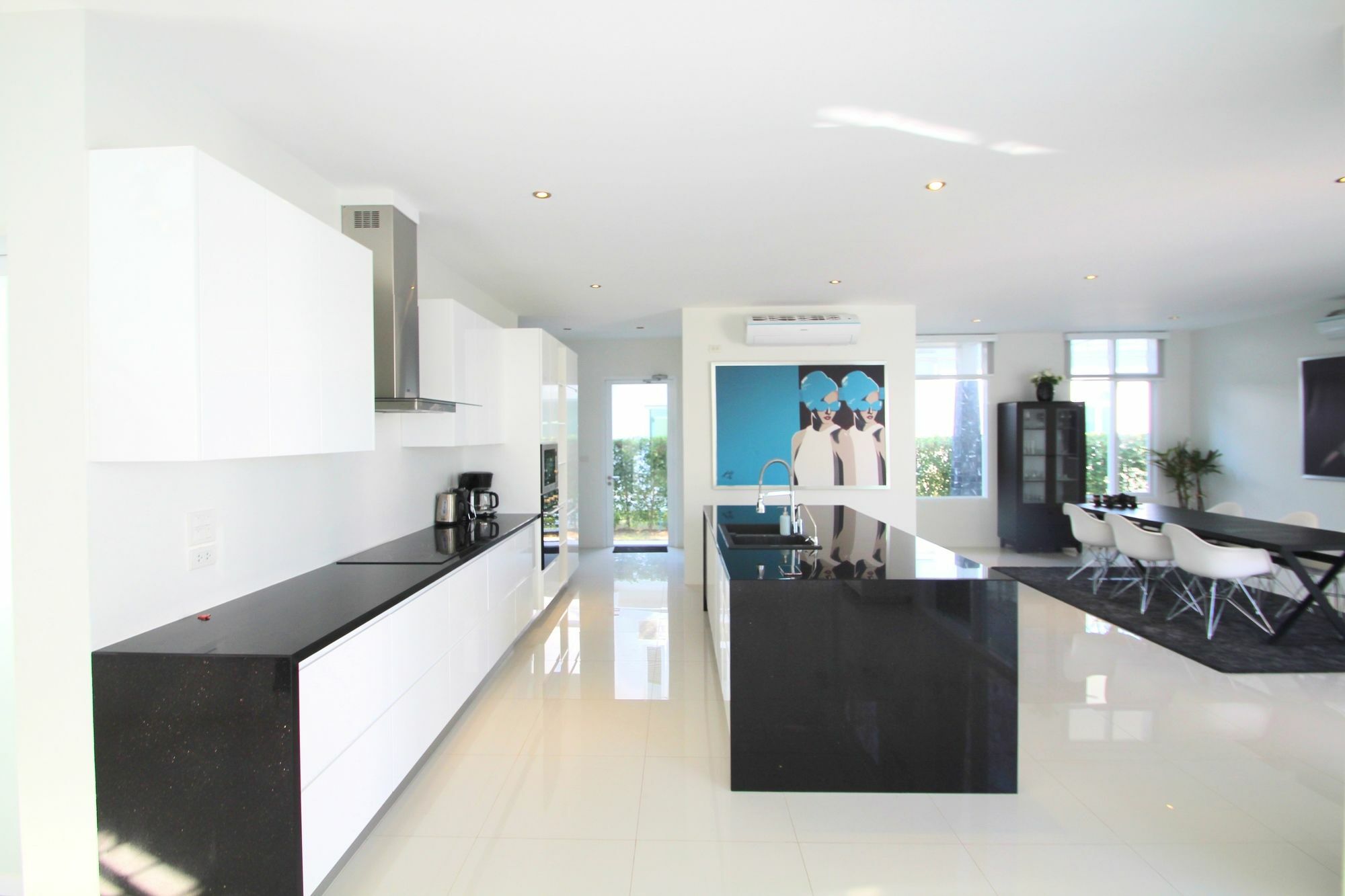 5 Bedrooms Mansion B3