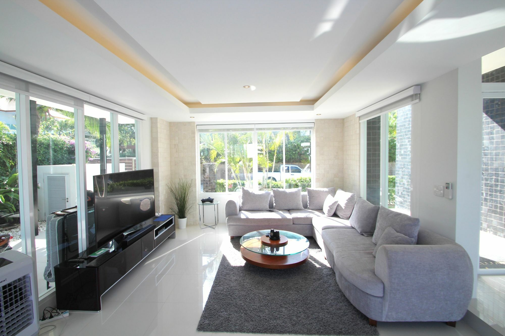 Villa 5 Bedrooms Mansion B3