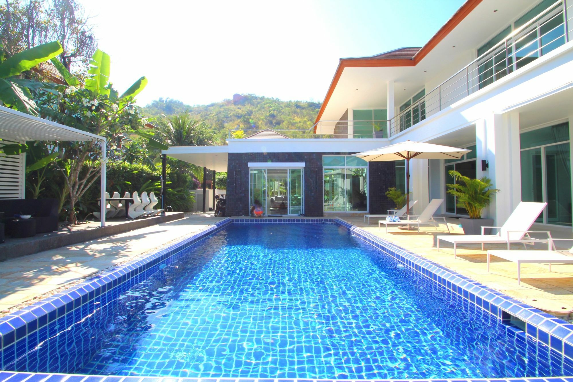 5 Bedrooms Mansion B3 Hua Hin