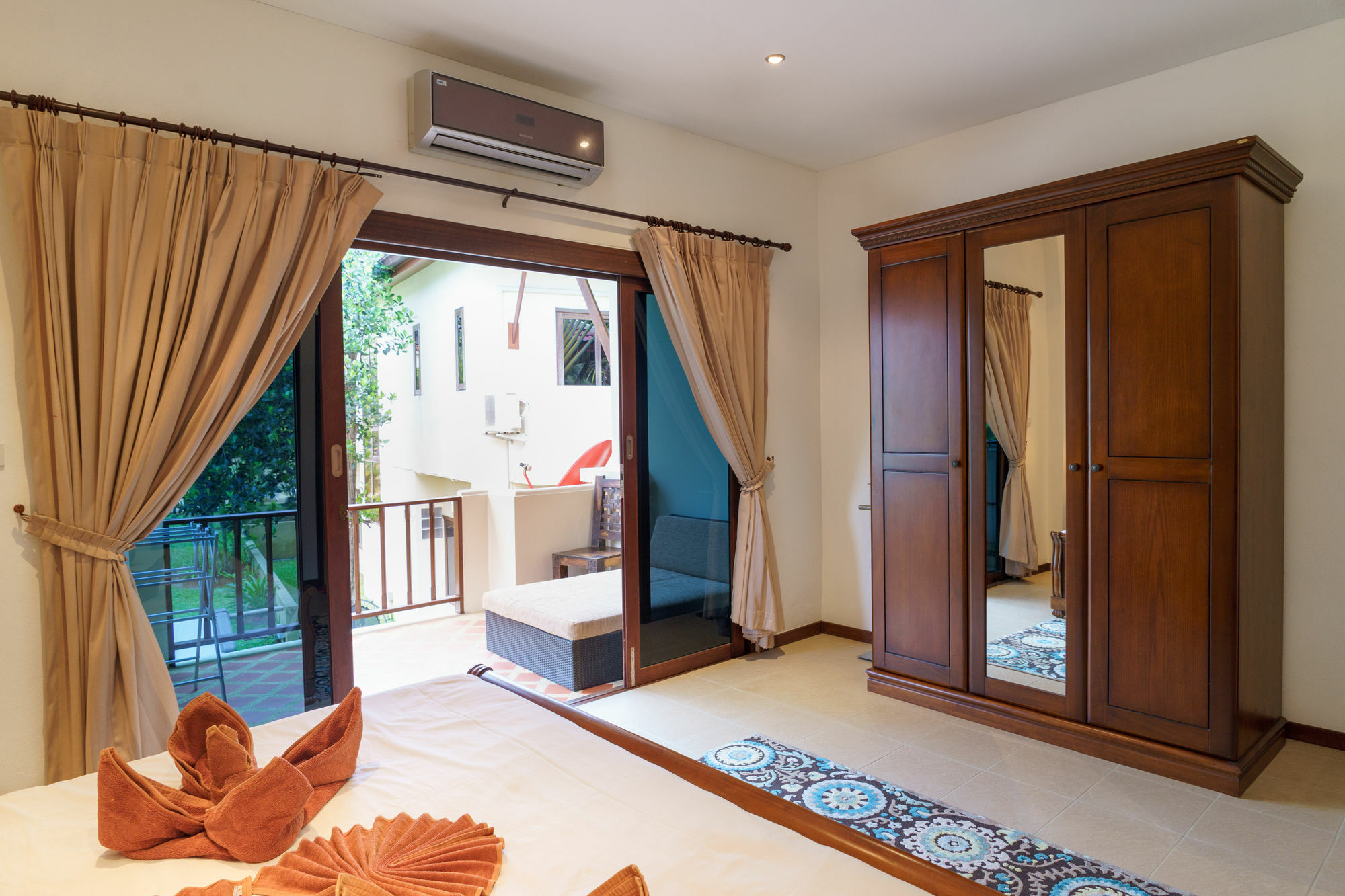 Maenam Hills Samui Mae Nam