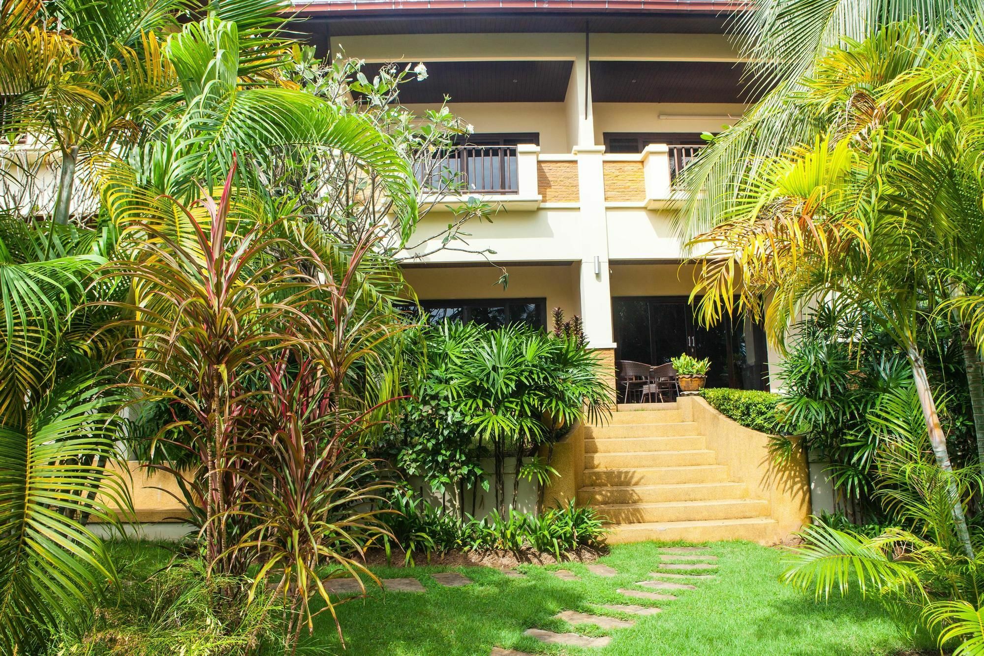 Maenam Hills Samui 3*