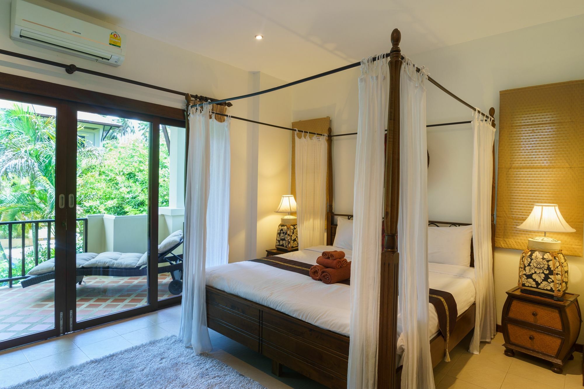 Maenam Hills Samui Resort
