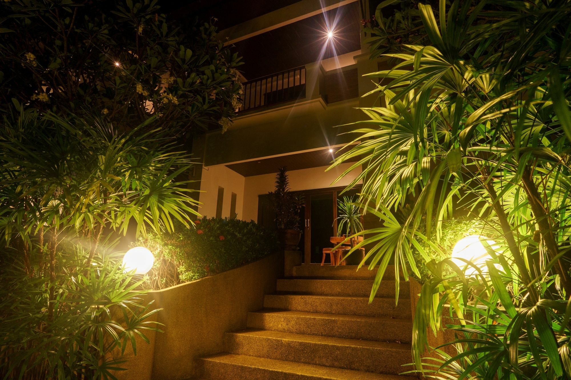 Resort Maenam Hills Samui