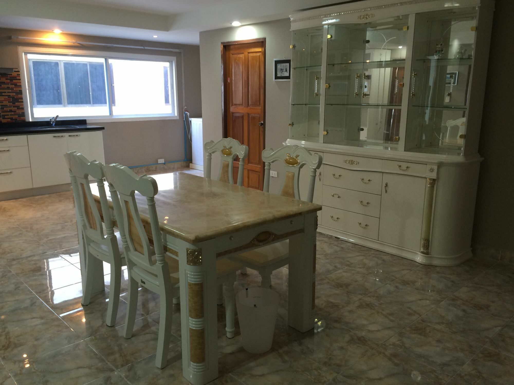 Lifecare Guest house