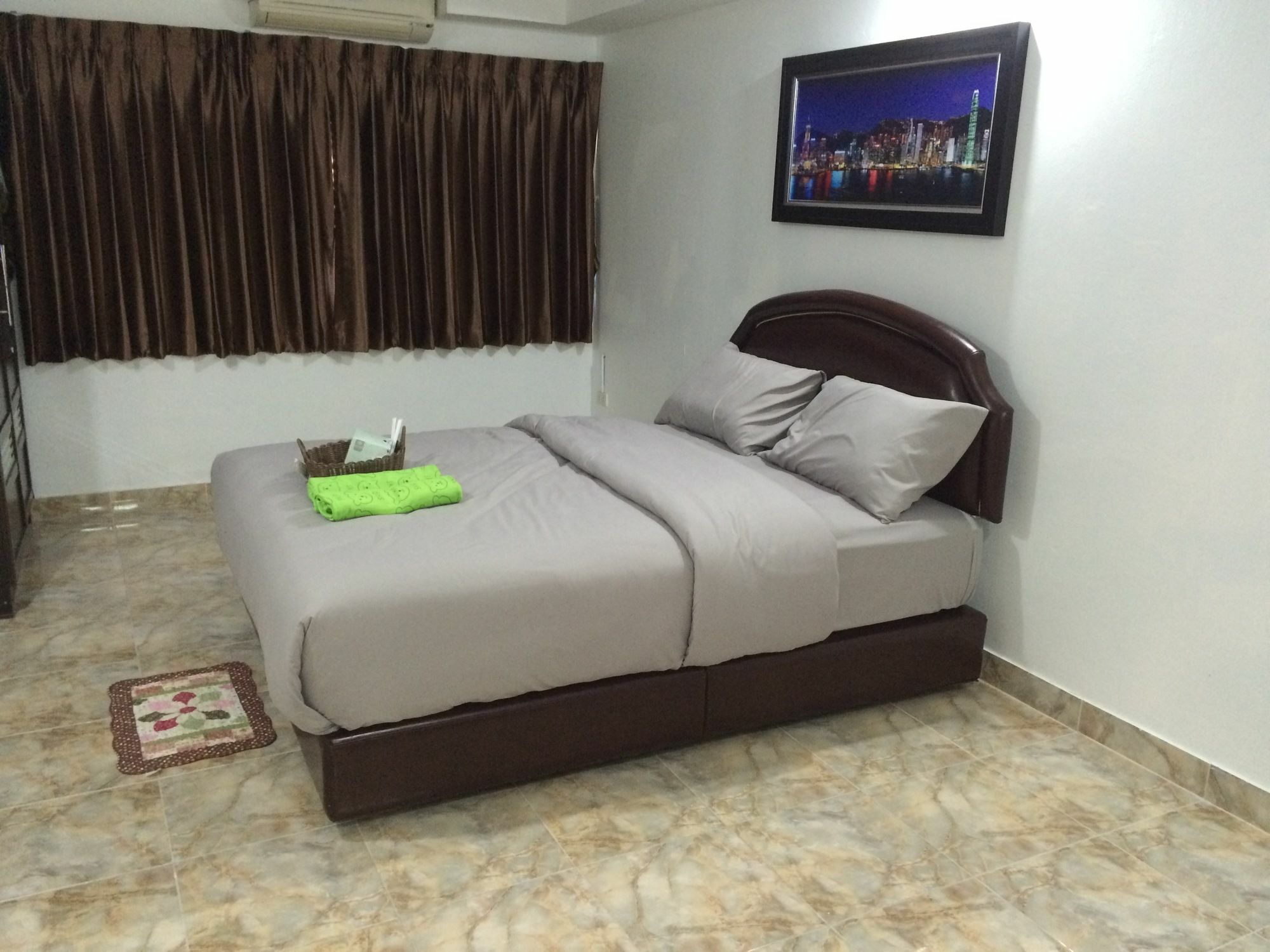 Lifecare Guest house